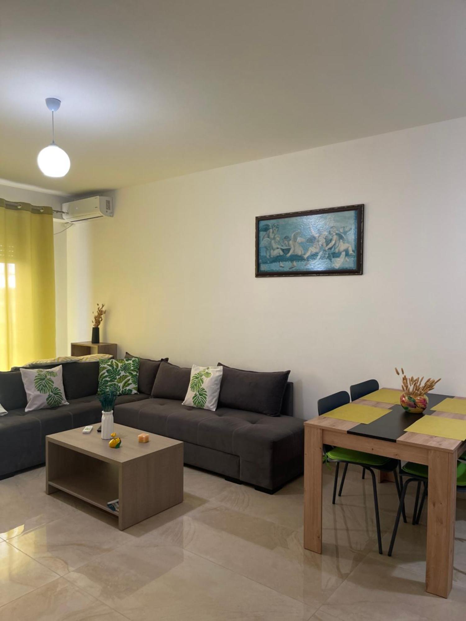 Marsela Gurma Apartments Sarandë Exteriör bild