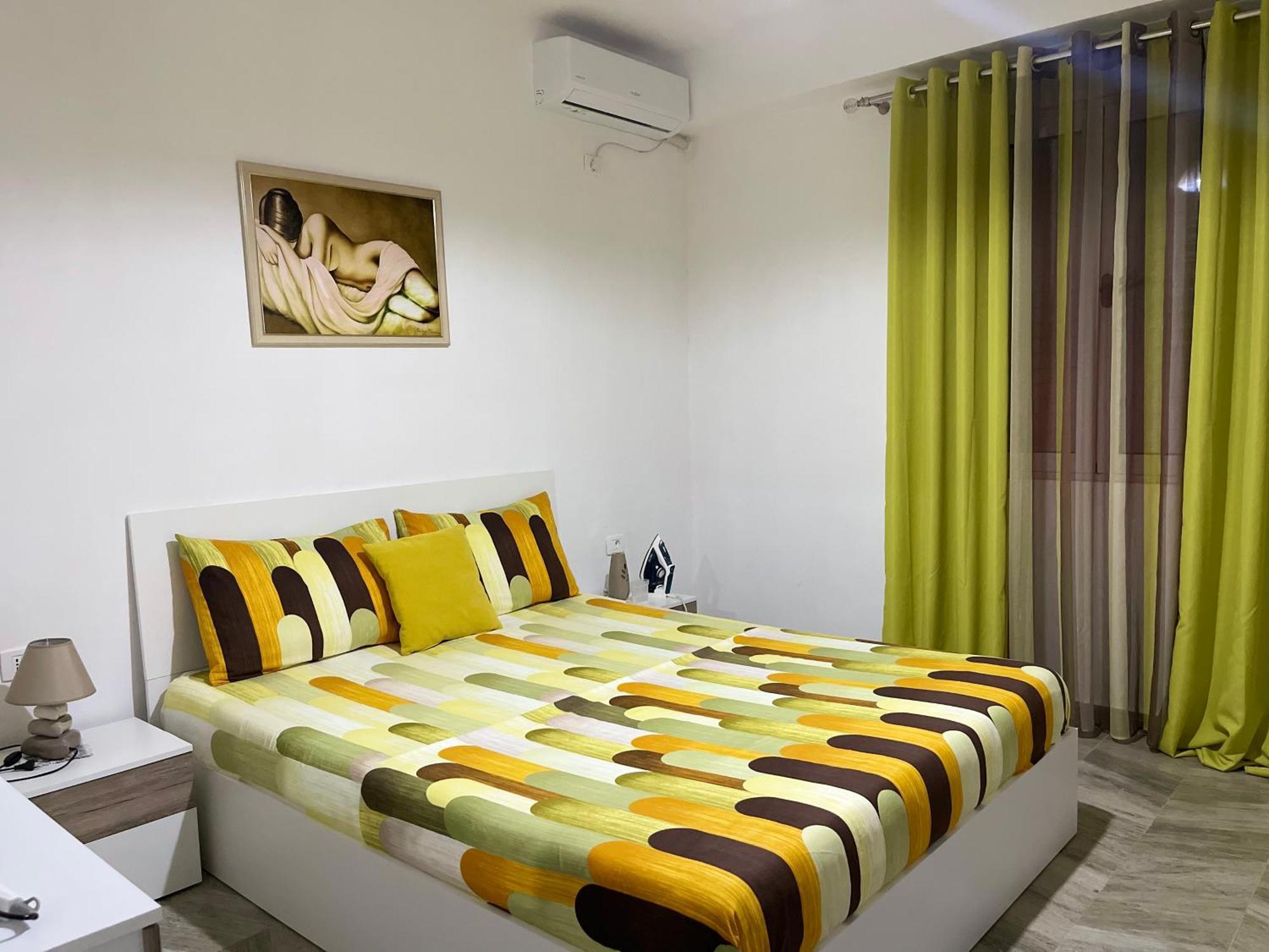 Marsela Gurma Apartments Sarandë Exteriör bild